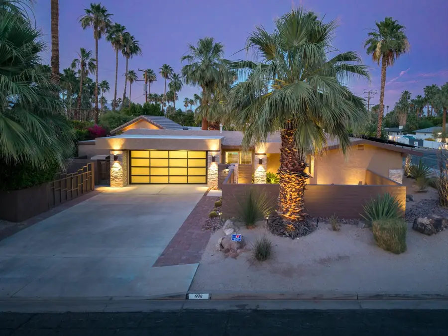 696 S Warm Sands Drive, Palm Springs, CA 92264 - #2