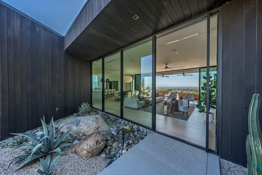 2085 Desert Flower Court, Palm Springs, CA 92262 - #2