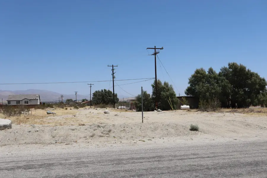 000 Elaine Drive, Desert Hot Springs, CA 92240 - #2