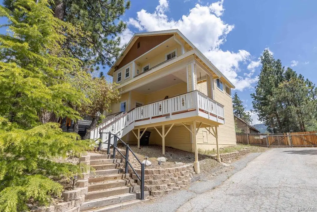 1047 Butte Avenue, Big Bear City, CA 92314 - #1