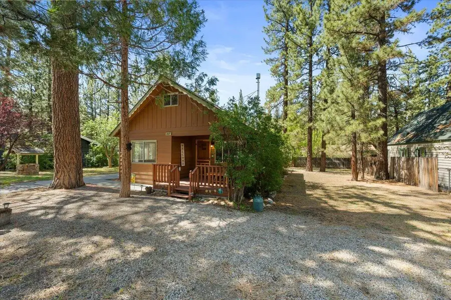 1017 W Rainbow Boulevard, Big Bear City, CA 92314 - #2