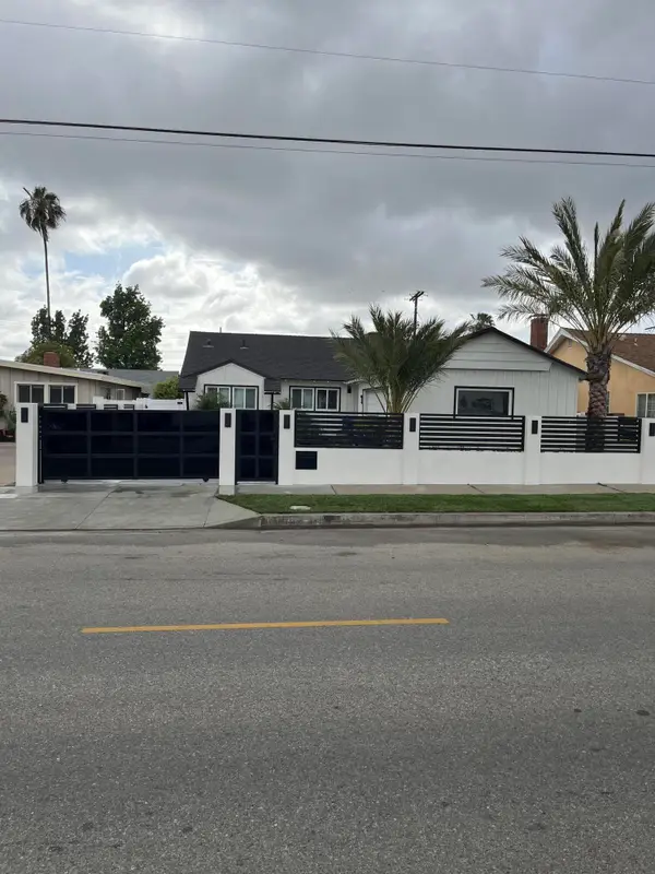 7737 Bellaire Avenue, North Hollywood, CA 91605