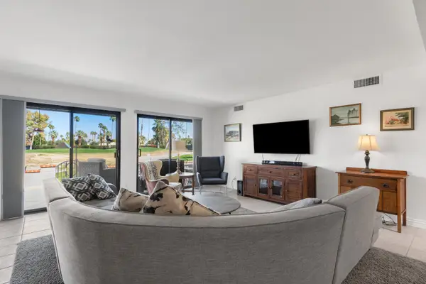 68482 Calle Toledo, Cathedral City, CA 92234