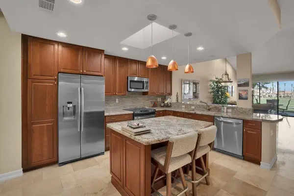 38380 Crocus Lane, Palm Desert, CA 92211