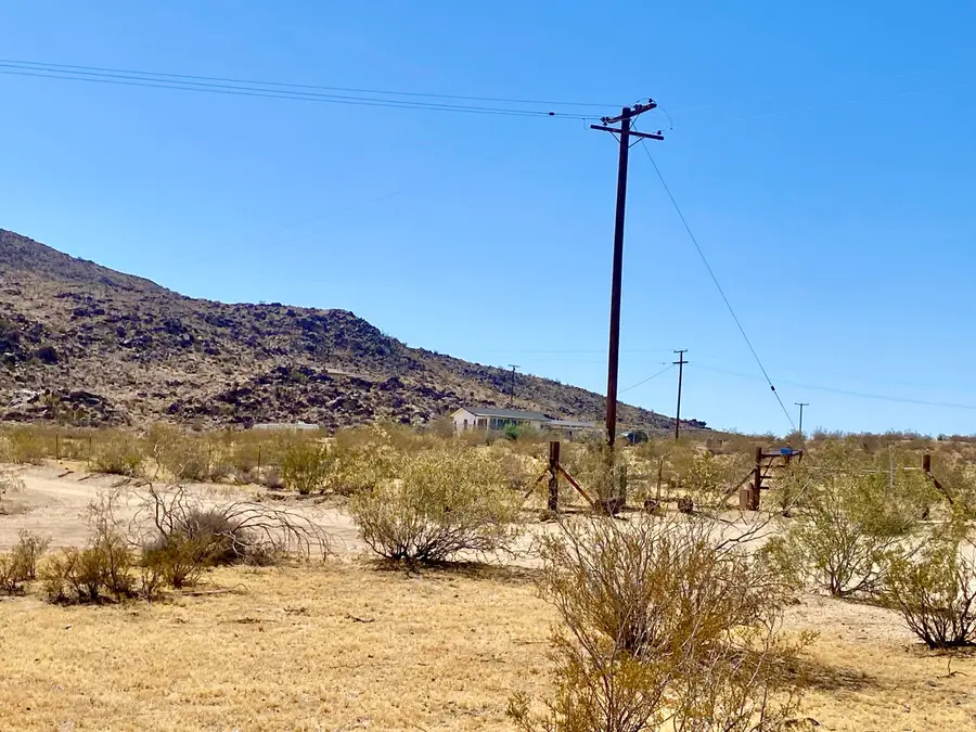 4225 Benji Avenue, Joshua Tree, CA 92252 - #2