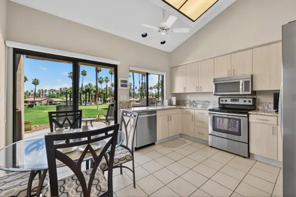 39228 Gladiolus Lane, Palm Desert, CA 92211
