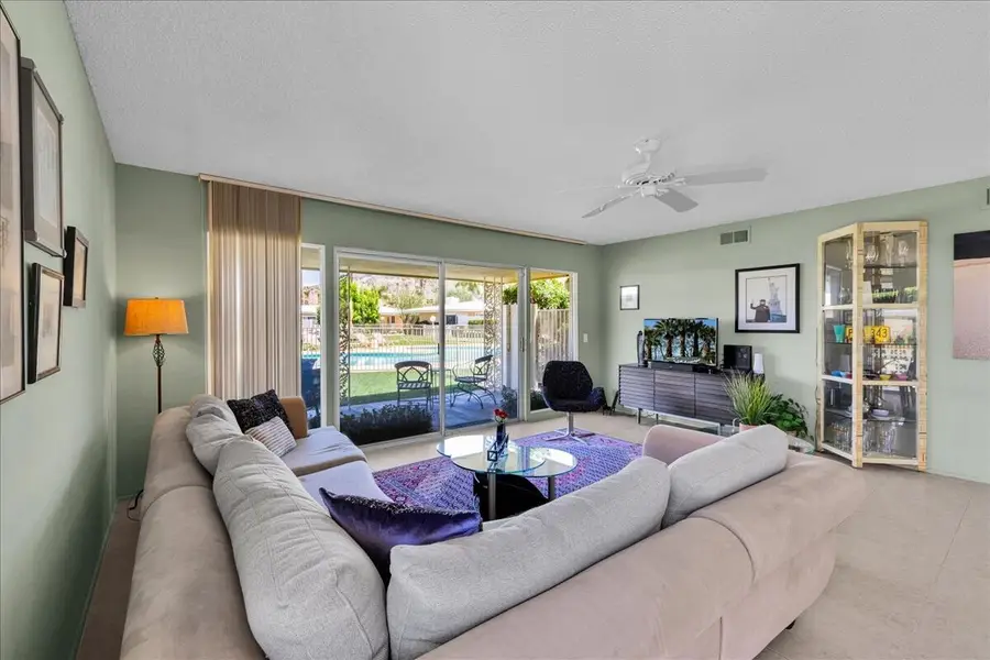 2250 S Calle Palo Fierro #6, Palm Springs, CA 92264 - #3