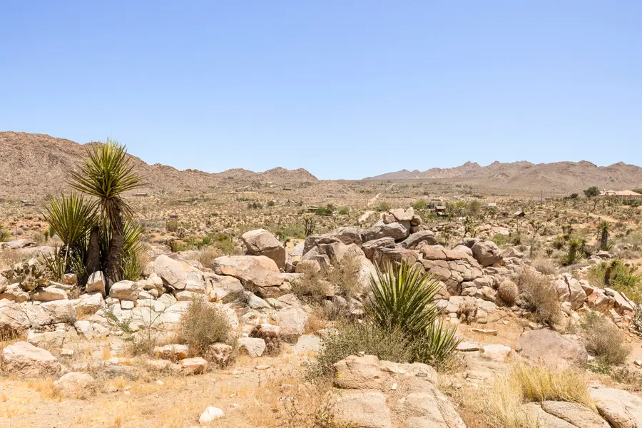 8669 Via Rocosa Road, Joshua Tree, CA 92252 - #2