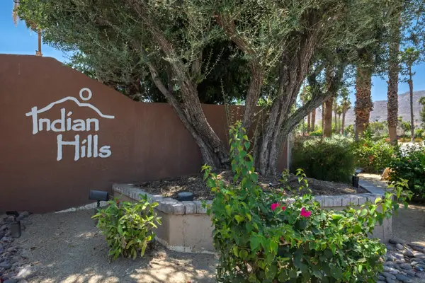 48953 Canyon Crest Lane, Palm Desert, CA 92260
