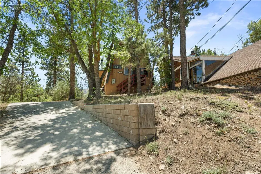 1011 Butte Avenue, Big Bear City, CA 92314 - #2