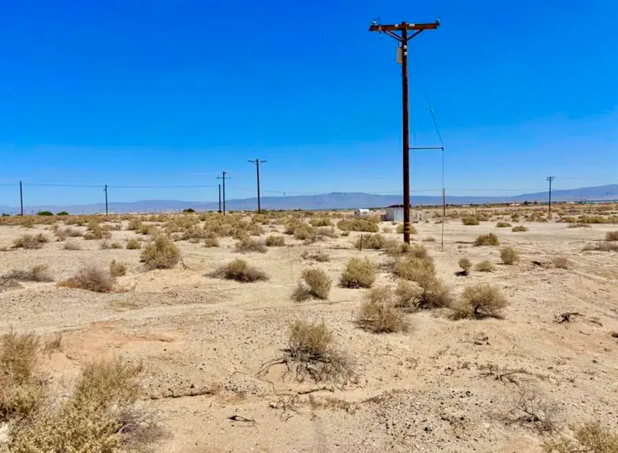 2164 Columbia Avenue, Thermal, CA 92274 - #2