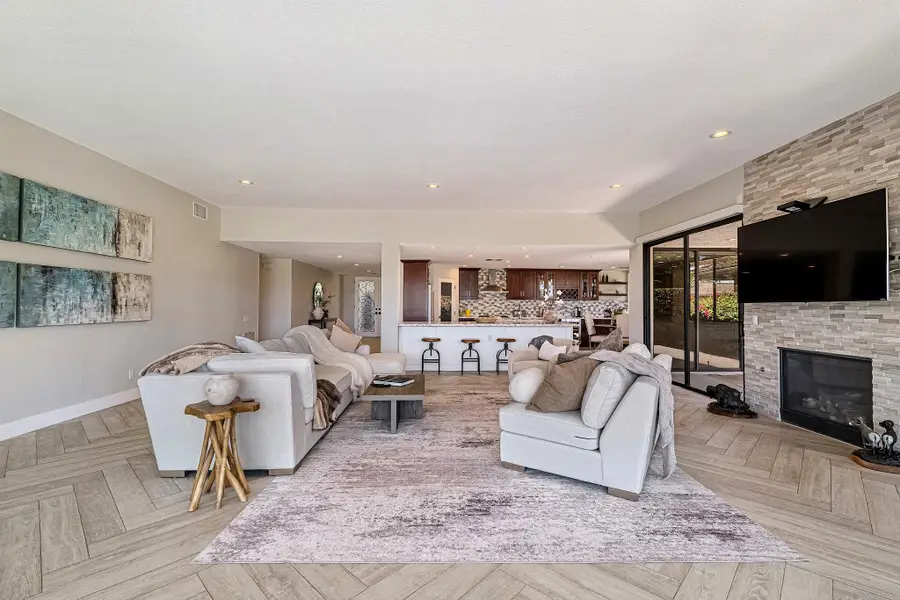 18 Lafayette Drive, Rancho Mirage, CA 92270 - #2