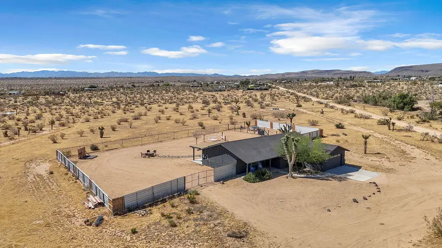56625 Lowe Avenue, Yucca Valley, CA 92284 - #3