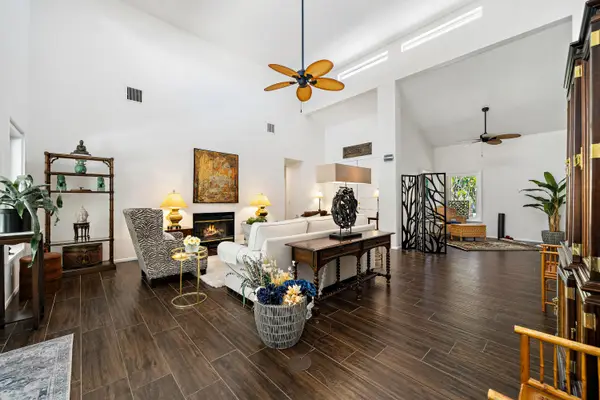 131 Vista Monte, Palm Desert, CA 92260