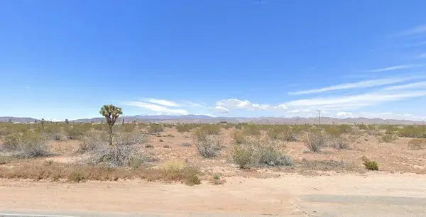 930 Avalon Avenue, Yucca Valley, CA 92284