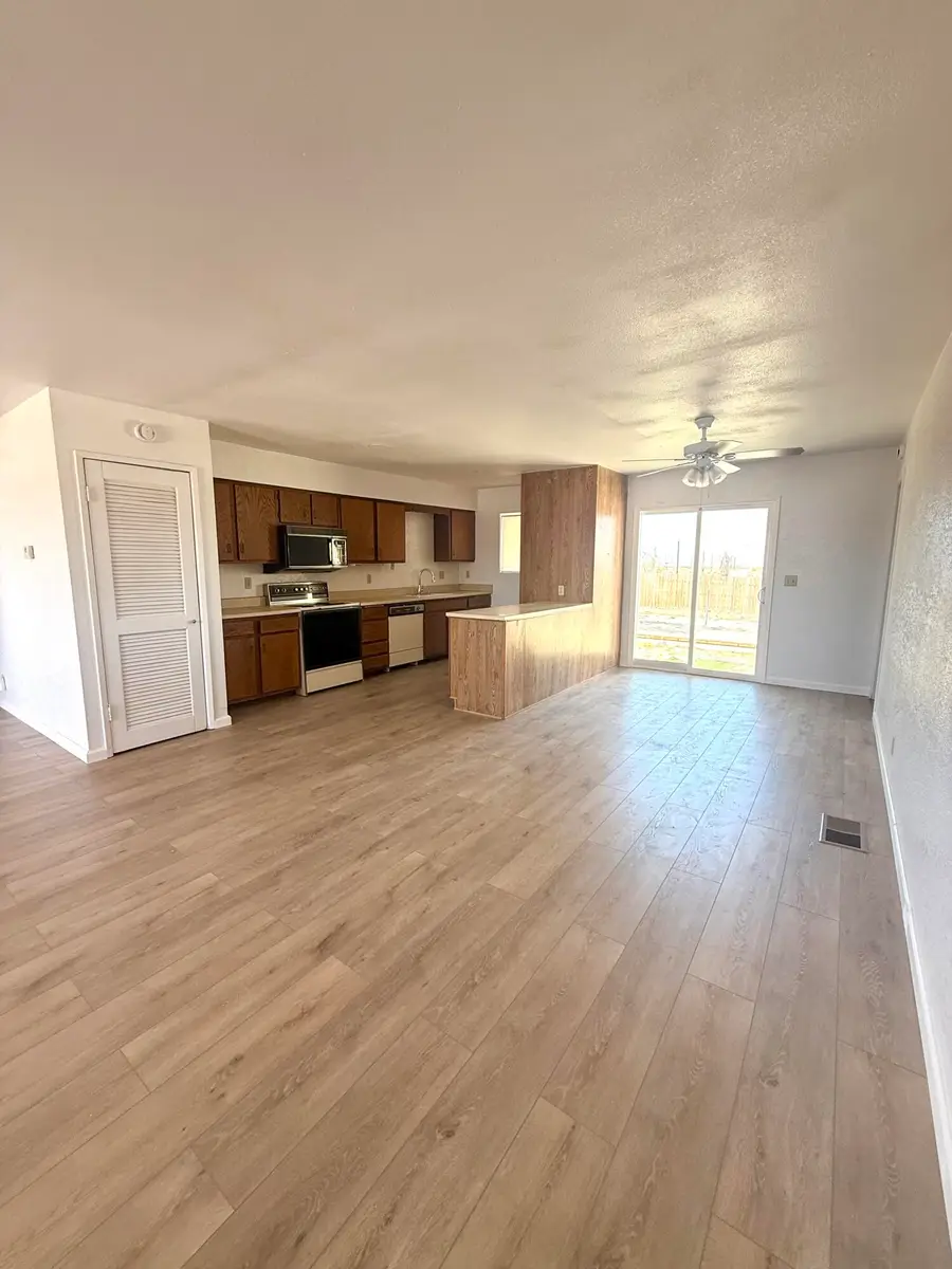 1506 Arctic Avenue, Thermal, CA 92274 - #2