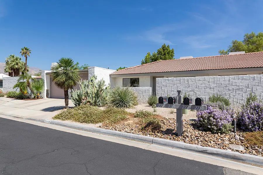 2218 N Sunshine Circle, Palm Springs, CA 92264 - #3