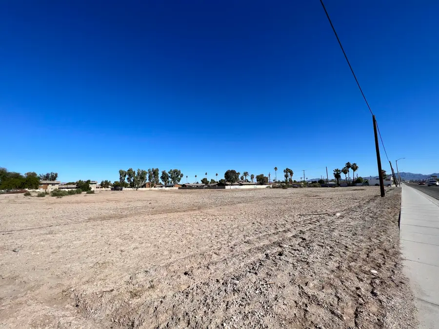 1367 E Hobsonway, Blythe, CA 92225 - #2