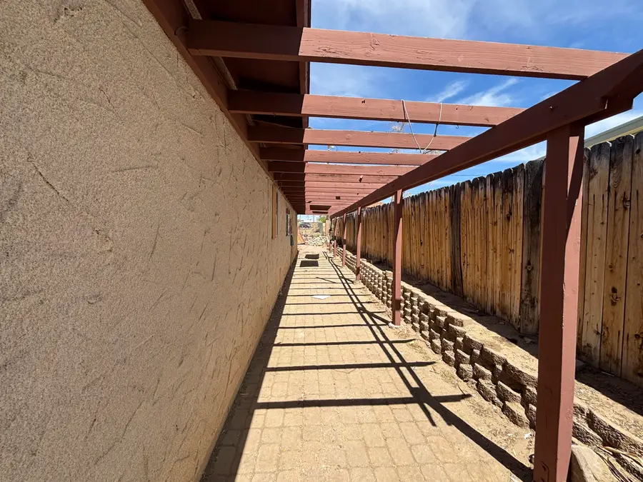 6943 Roberts Avenue, Twentynine Palms, CA 92277 - #2