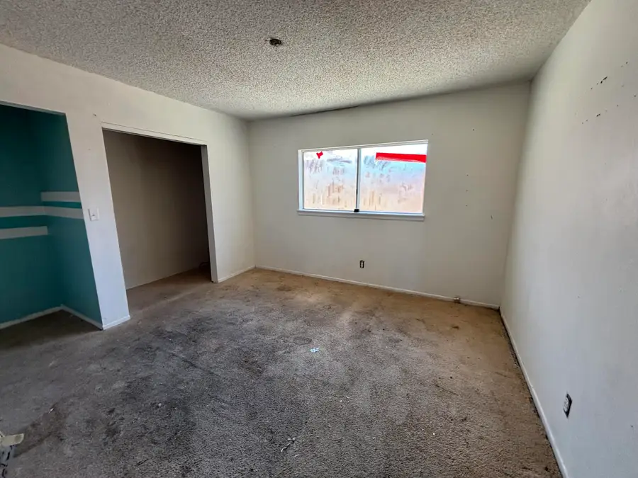 6943 Roberts Avenue, Twentynine Palms, CA 92277 - #3