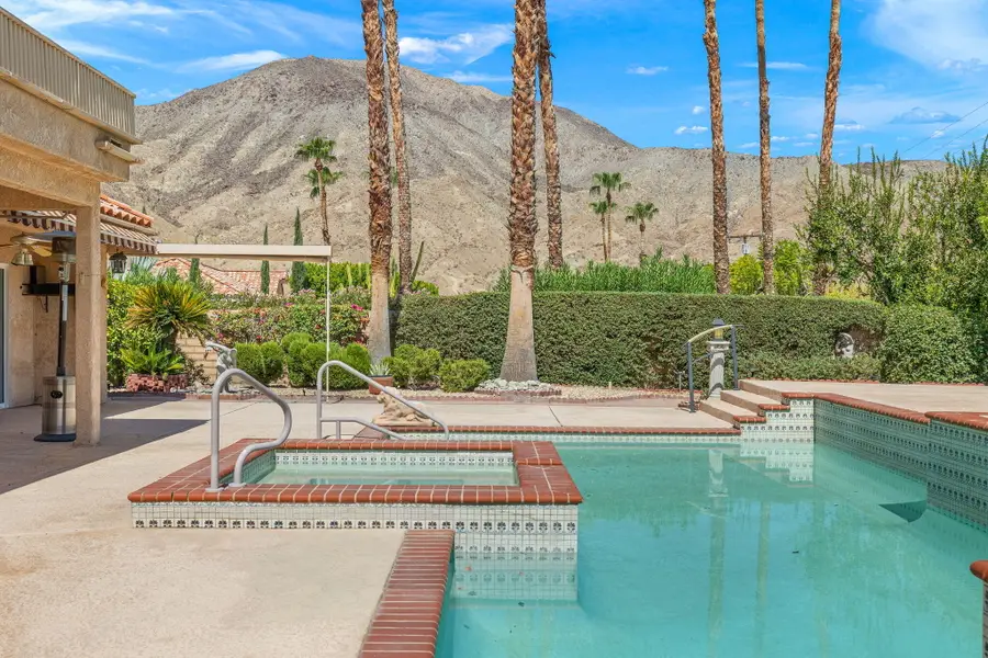 102 Chelsea Circle, Palm Desert, CA 92260 - #3