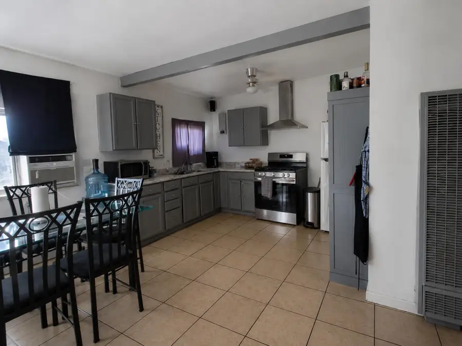11985 Chamberlaine Way, Adelanto, CA 92301 - #3