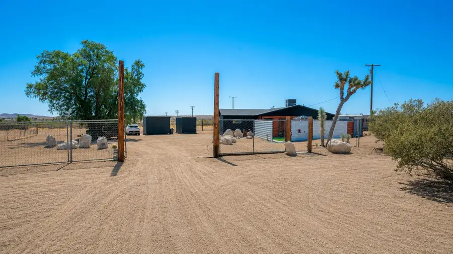1587 Deer Trail, Yucca Valley, CA 92284 - #2