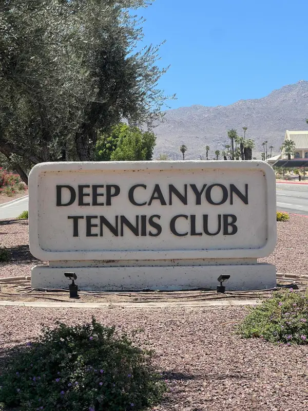 72864 Roy Emerson Lane, Palm Desert, CA 92260