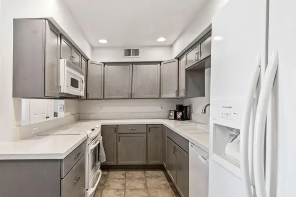 31200 Landau Boulevard #201, Cathedral City, CA 92234