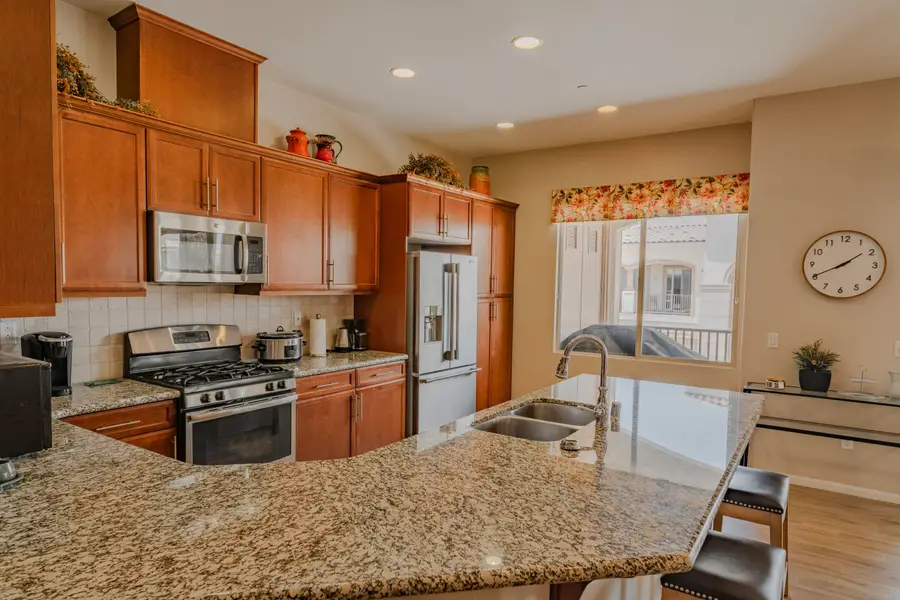 2300 Via Calderia #2305, Palm Desert, CA 92260 - #2