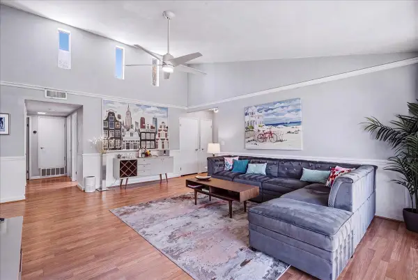 3155 E Ramon Road #906, Palm Springs, CA 92264