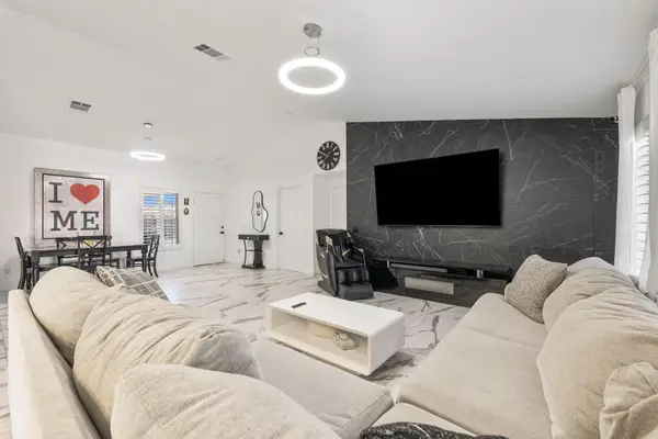 37851 Hollister Drive, Palm Desert, CA 92211