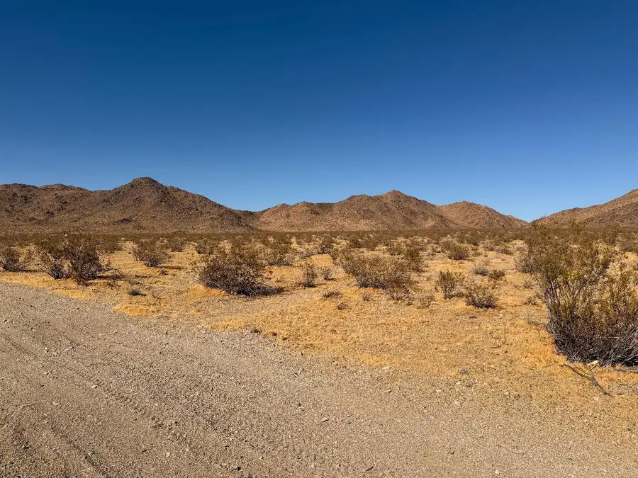 31 Brucite Street, Lucerne Valley, CA 92356 - #2