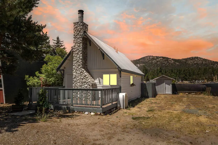 927 W Fairway Boulevard, Big Bear City, CA 92314 - #2