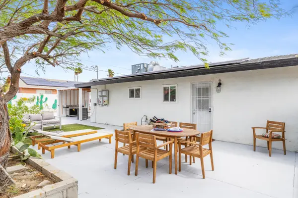 394 W Bon Air Drive, Palm Springs, CA 92262
