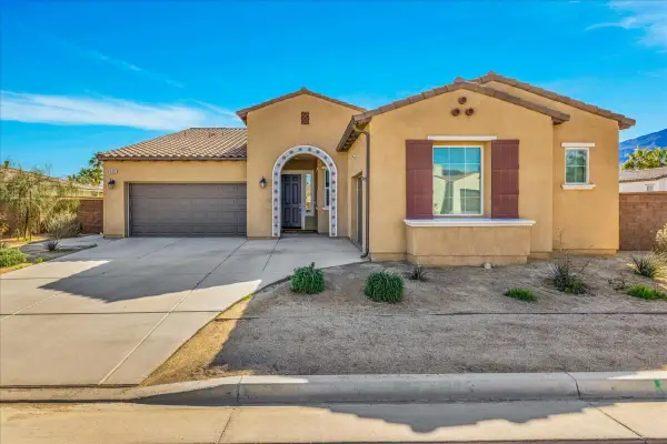 81835 Vida Bella Drive, La Quinta, CA 92253
