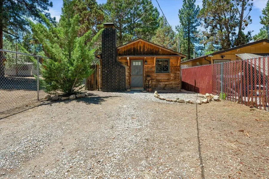 712 San Bernardino Avenue, Sugarloaf, CA 92386 - #3