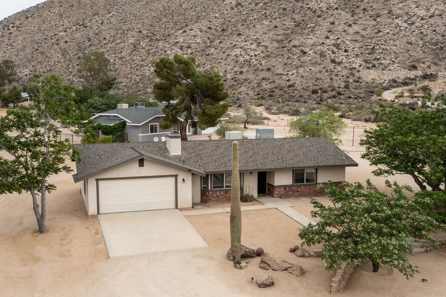 6910 Wamego Trail, Yucca Valley, CA 92284 - #2