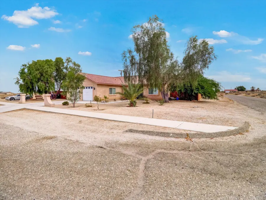1081 Aberdeen Drive, Thermal, CA 92274 - #3