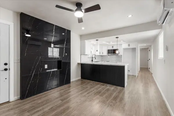 17069 N Indian Canyon Drive #9, Palm Springs, CA 92262