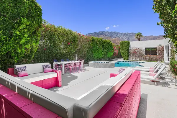 1441 Amelia Way, Palm Springs, CA 92262