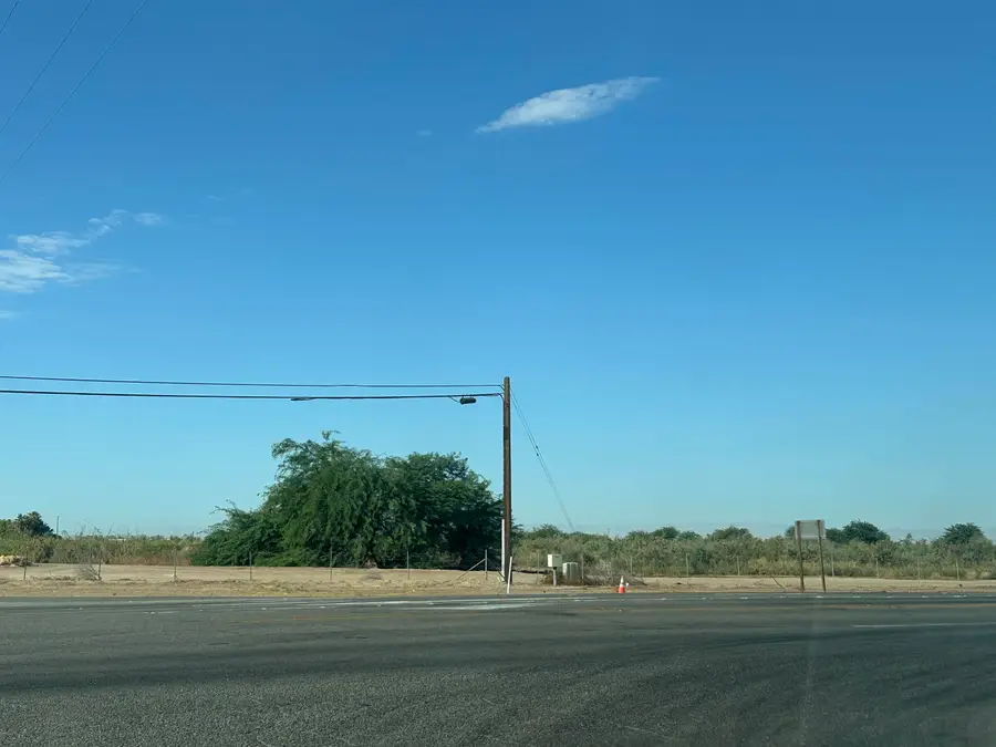 1102 W Baughman Road, Westmorland, CA 92281 - #2