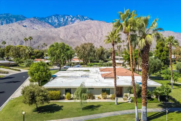 2232 Oakcrest Drive, Palm Springs, CA 92264