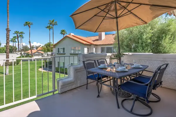 752 Vista Lago Drive N, Palm Desert, CA 92211