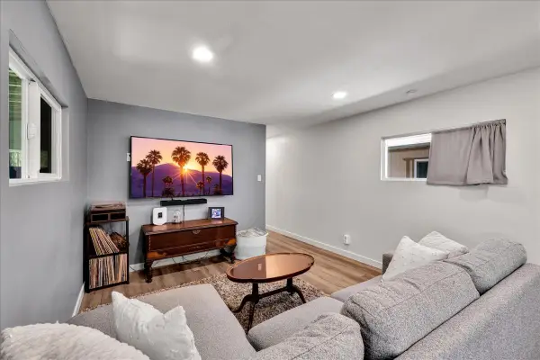 23 Roosevelt, Cathedral City, CA 92234