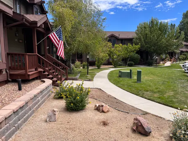 681 Cienega Road #B, Big Bear Lake, CA 92315