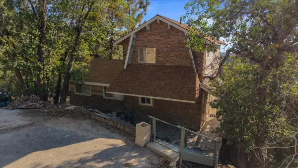 2190 Tank Road, Running Springs, CA 92382