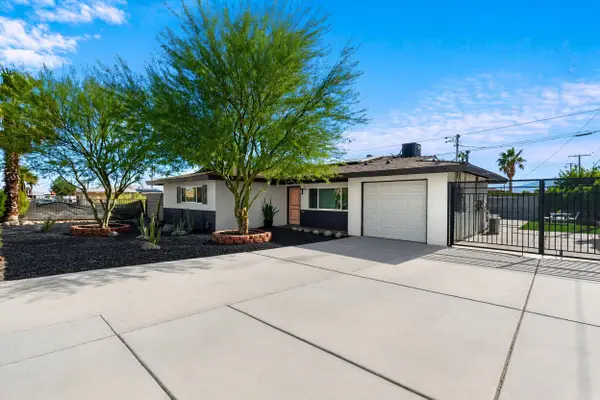 359 W Bon Air Drive, Palm Springs, CA 92262