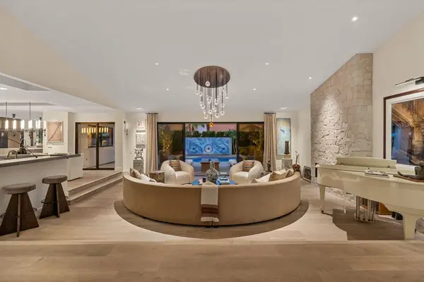 40400 Sweetwater Drive, Palm Desert, CA 92211