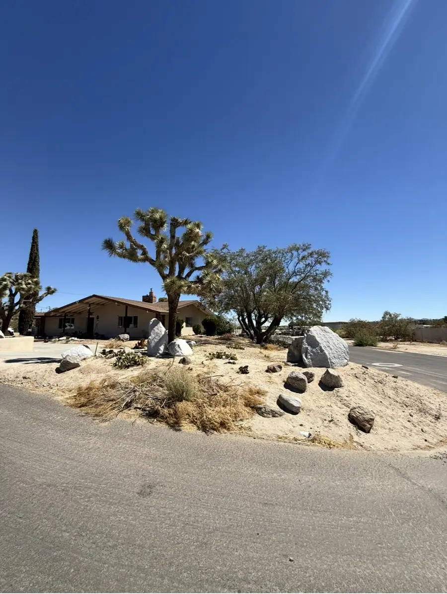 6773 Airway Avenue, Yucca Valley, CA 92284 - #3